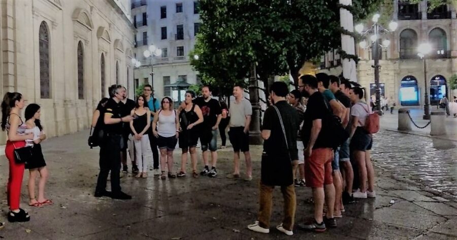 Seville: Paranormal Walking Tour in Spanish - Why Seville makes a good setting for ghost stories