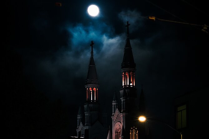 SF's North Beach: Gourmet Ghost Tour - Includes full meal, 3 hrs - Starting at San Remo Hotel on Mason Street
