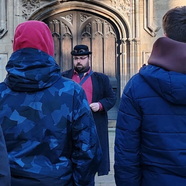 Shadows of York: Ghost Walk and Horrible History. - Ghost stories without the cheap tricks
