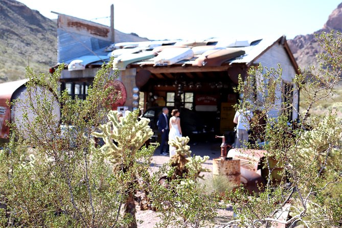 Small Group Ghost Town Gold Mine Tour with Hoover Dam Photo Stop - What to wear and pack for this desert outing
