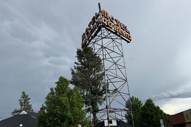 Southside Flagstaff Haunted History, True Crime, And Ghost Tour - What the guides do well