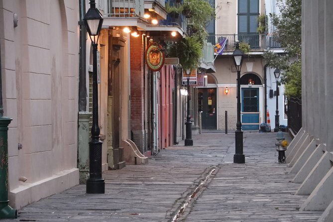 Spirits: New Orleans Cocktail & Ghost Tour - The Three Cocktail Stops