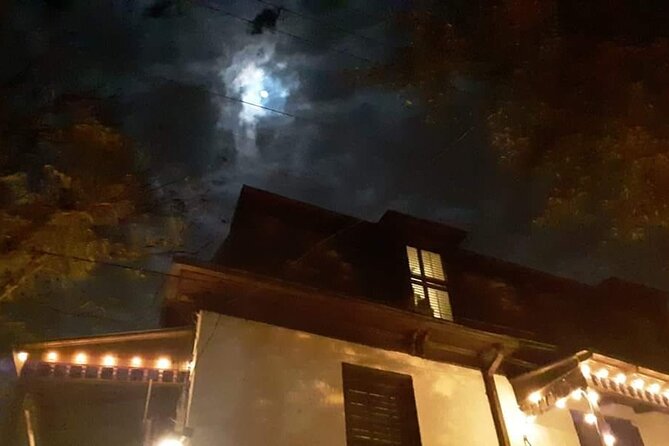 Spirits with the Spirits haunted pub crawl - drinks included - The fourth stop and the walk back to Cordova Street