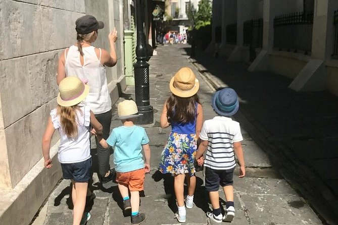 Spooky Kid-Friendly Ghost Hunt in New Orleans - Walking the French Quarter back streets