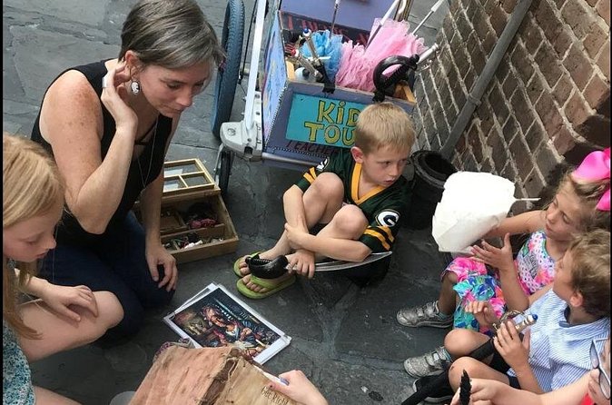 Spooky Kid-Friendly Ghost Hunt in New Orleans - The guide can make or break the experience