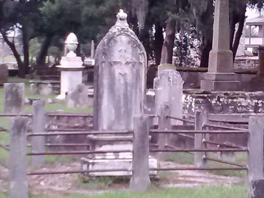 St. Augustine: 1.5-Hour Ghost Walking Tour - Old cemeteries and the value of place