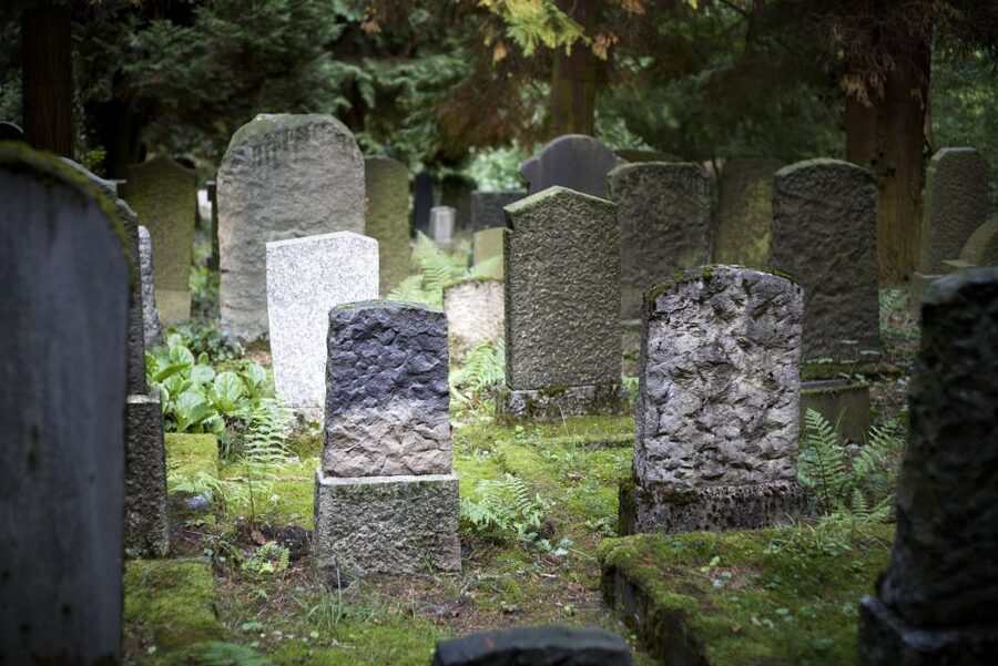 St. Augustine: Adults-Only Walking Ghost Tour - The Trade Winds Tropical Lounge and other haunted stops