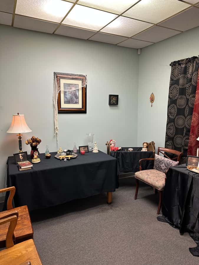 St. Augustine: Dixie House Paranormal Investigation - Who will enjoy the Dixie House most?