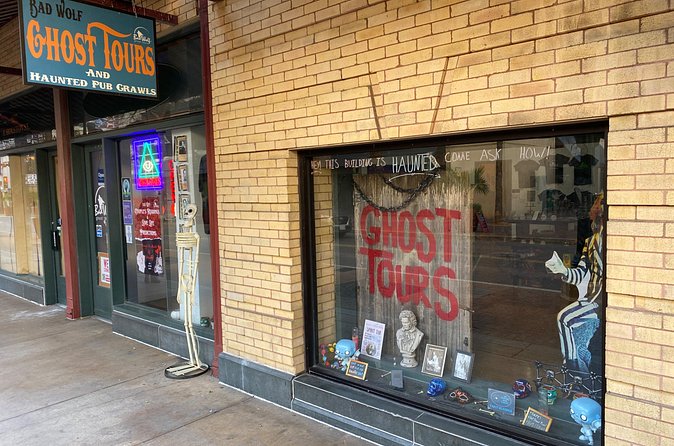 Texas’ Oldest Haunted Pub Crawl Shared Walking Tour - The $30 price and what you actually receive