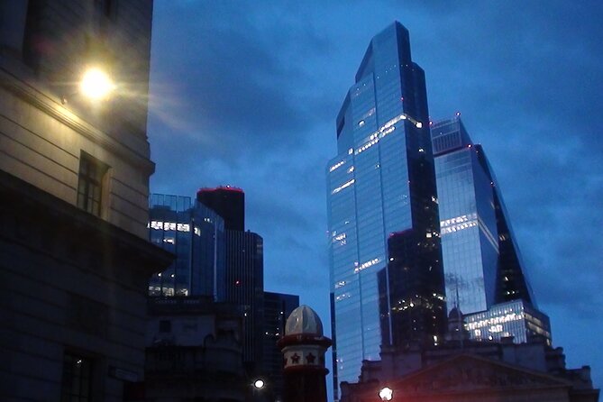 The Fading Light London Ghost Walk - Ghost stations beneath St. Mary Woolnoth and Fish Street Hill
