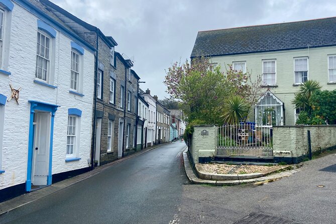 The Ghost Walk Padstow - Tour of Cornwall’s Myths and Legends - Walking, weather, dogs, and practical comfort