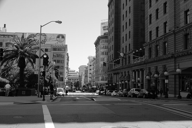 The Ghosts of San Francisco Haunted Audio App Walking Tour - Chinatown, Dragon Gate, and the final sights