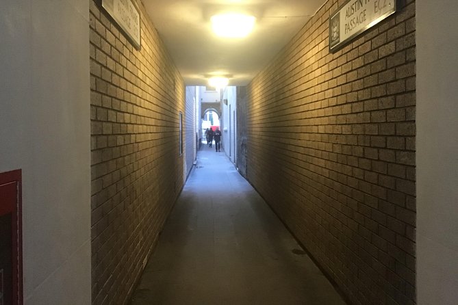 The Ghosts of the secret alleyways of old London town - Bow Bells and a grim tale of revenge