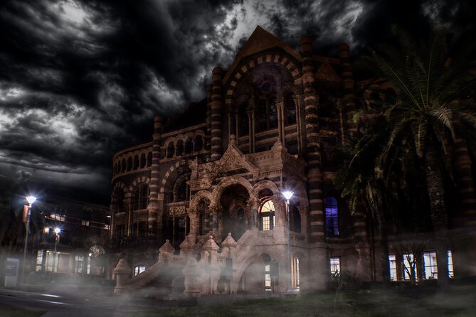 The Grimoire Ghouls and Graves: Galveston Ghost Tour - Five things to know before you book