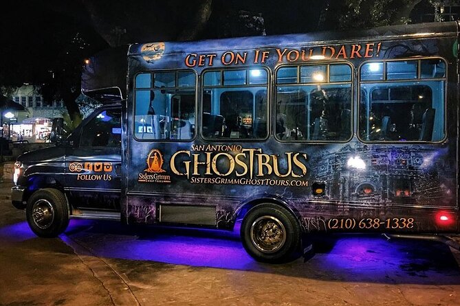 The Haunted Ghost Bus Tour in San Antonio - The role of the guides