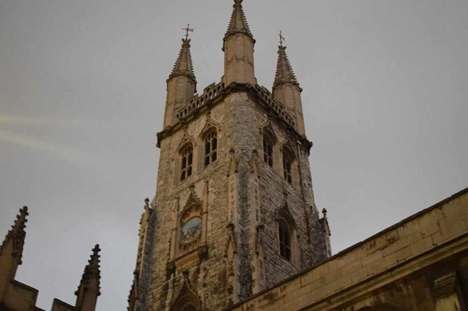 The Haunted Pubs of Old London: Small Group Tour - Barbican Beginnings and the Secret Below