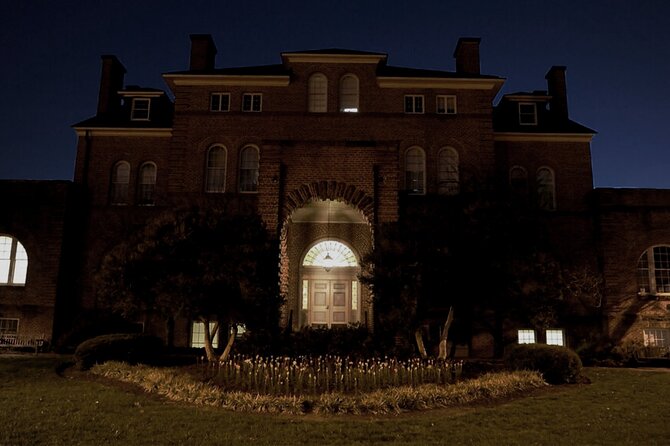 The Original Raleigh Ghost Walk - A small group, but not a private tour