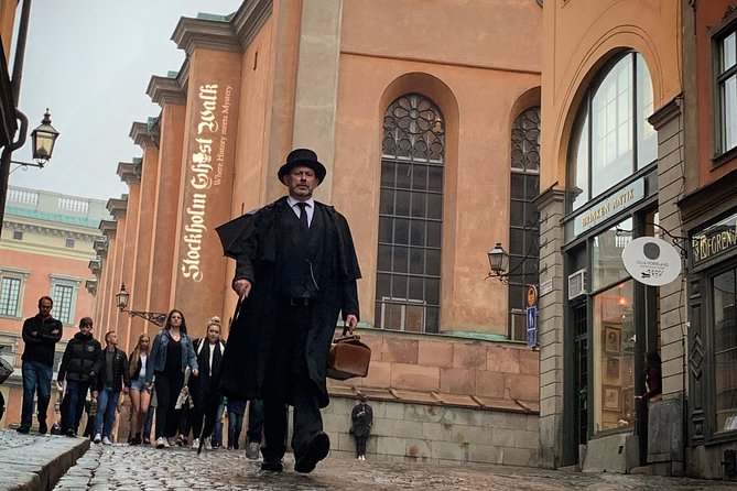 The Original Stockholm Ghost Walk and Historical Tour - Gamla Stan - Weather, clothing, and walking comfort