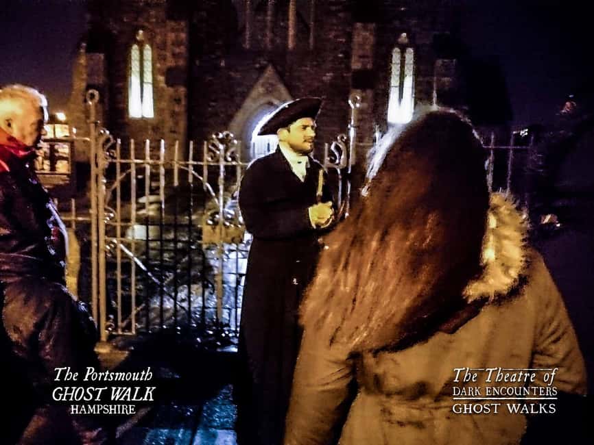 The Portsmouth Ghost Walk - Walking through Spice Island after dark