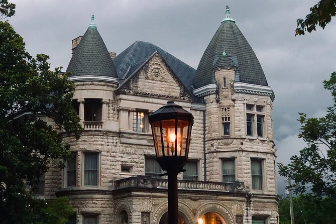 The Supernatural Paranormal Buff Walking Tour - St. James Court Fountain and the gas-lit streets