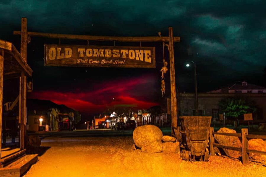 Tombstone Ghost Tours: Ghosts & Gunslingers of the Wild West - Why Tombstone Makes a Strong Ghost-Tour Setting