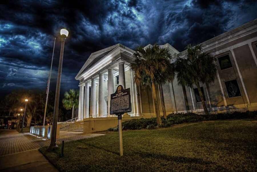 Treacherous Tallahassee Ghost Tours - The Ted Bundy section and the haunted tree