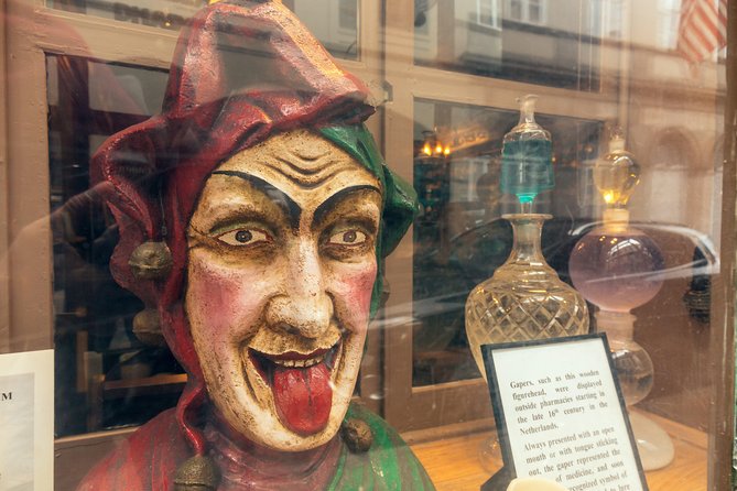 Treasures of New Orleans: Ghosts & Voodoo Private Tour - Why ghost stories work so well in New Orleans