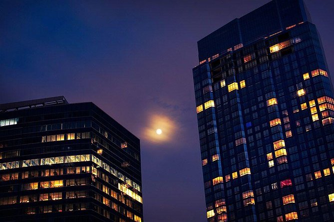 Underground Boston Ghost Tours: Gravestones & Gunpowder - Books, portraits, and the old library