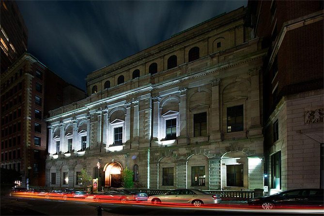 Underground Boston Ghost Tours: Gravestones & Gunpowder - Starting at the Omni Parker House