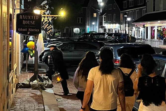 Vampire Ghost Adventures and Haunted Objects Walking Tour - Restaurants where the ghosts still have a table