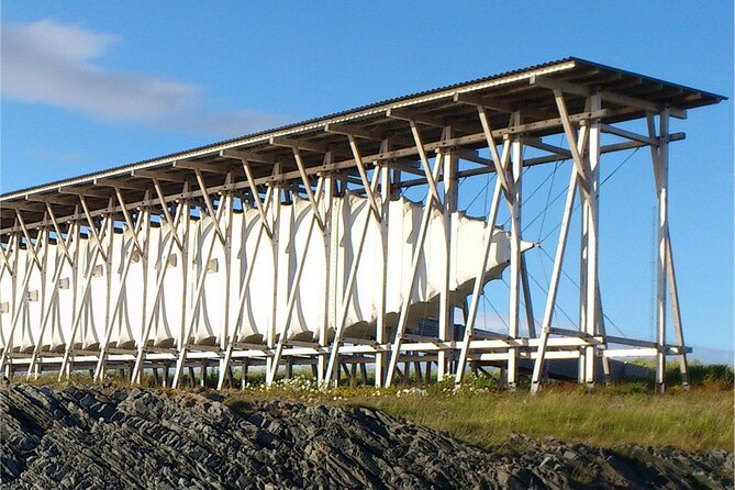 Vardø: A Self-Guided Walking Tour of Pomors, Radars & Witches - Timing, meeting point, and daily flexibility