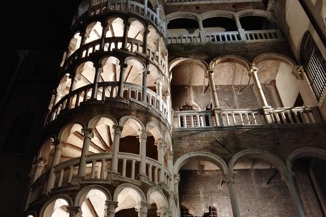 Venice Ghost & Legends Walking City Tour - Why Venice works so well for a ghost walk