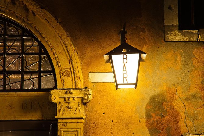 Venice Ghost Stories, Legends and Anecdotes Tour - Starting near Rialto at Campo San Bartolomeo