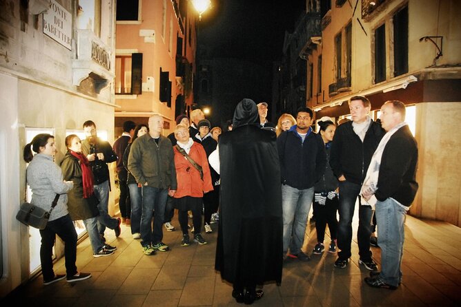 Venice Ghost Stories, Legends and Anecdotes Tour - Sotoportego e Corte Nova and old Venetian secrets