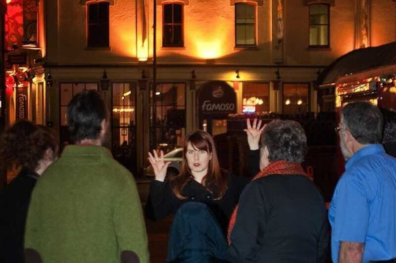 Victoria: Ghost Tour of Old Town and Bastion Square - Booking tips for a smoother evening