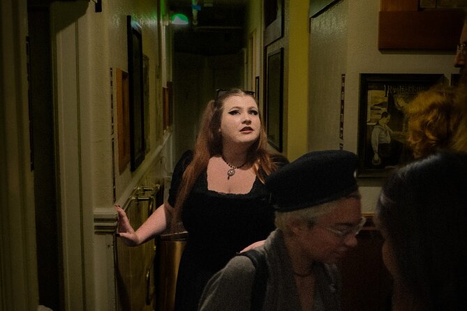 VIP Haunted Hotel Experience: Ghost Hunting plus Cocktail - What the guide adds to the evening