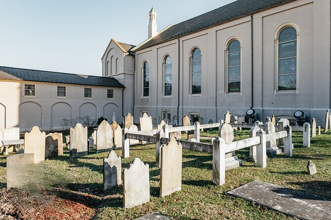 Virginia: Ghosts of Fredericksburg Self-Guided Walking Audio Tour - Getting your bearings at the Visitor Center