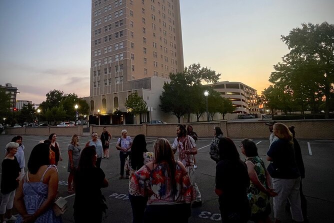 Waco's Haunts and Legends Mobile Ghost Tour - Cameron Park brings the outdoor part of the tour