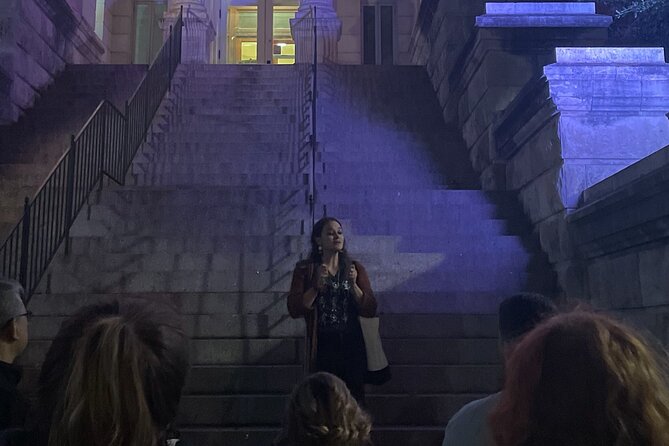 Waco's Haunts and Legends Mobile Ghost Tour - Surprise stops keep the route flexible