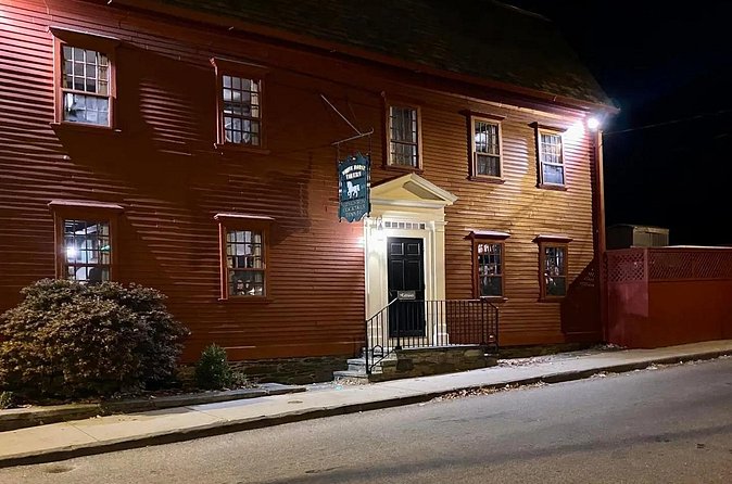 Walking Ghost Tour Through Newport RI - Touro Synagogue, Jane Pickens Theater, and the ferry stop