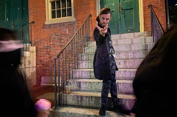 Wandering Witches - The walking tour question