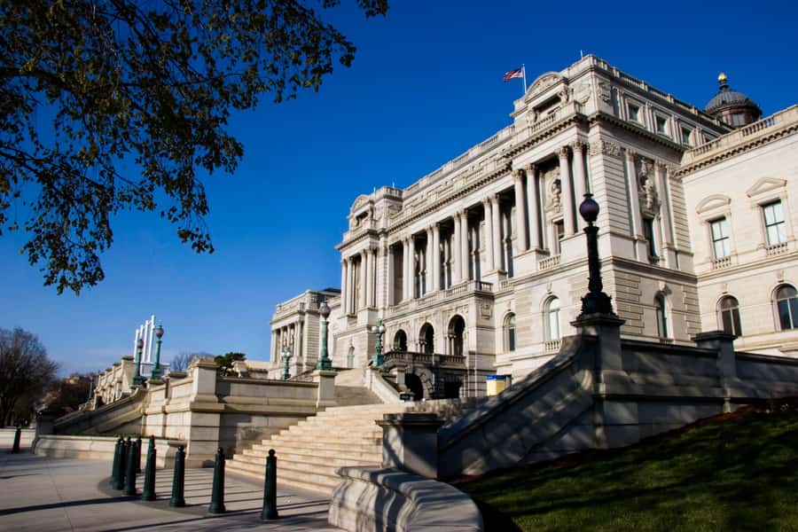 Washington D.C.: The Ghosts of Washington D.C. Walking Tour - Passing the Capitol and Library of Congress