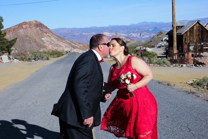 Wedding Ceremony: Nelson Ghost Town - Photography and how the images are handled