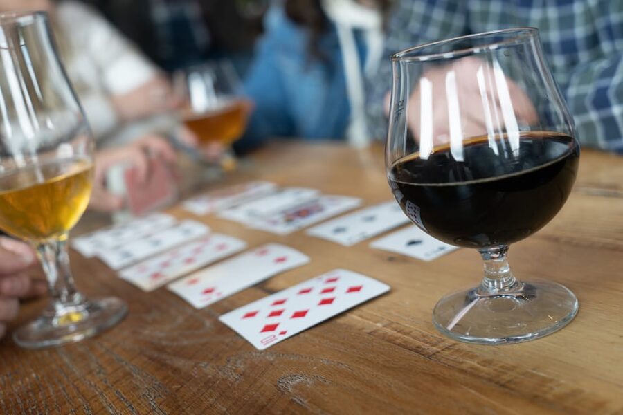 Williamsburg: Colonial Ghosts Haunted Pub Crawl - Amber Ox, DoG Street Pub, and the social side
