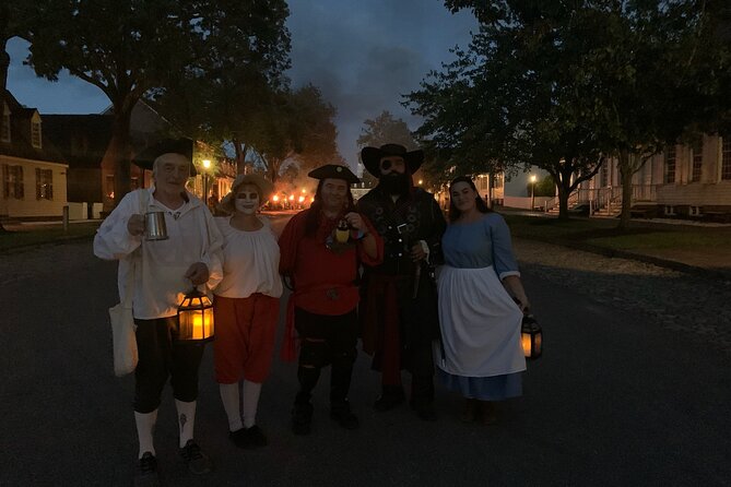 Williamsburg Ghosts, Witches and Pirates Tour - Why Williamsburg works so well after dark