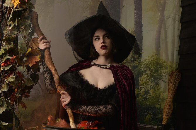 Witch Costume Photo Shoot - Olde Salem Village theatrical set - What this Salem photo shoot actually is