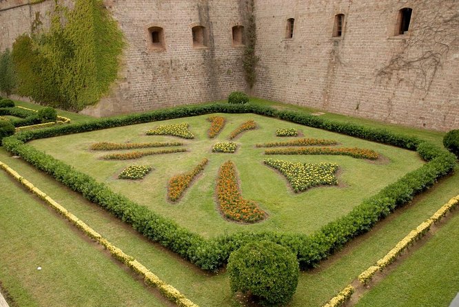 Witch Hunt on Montjuïc: Self-Guided Puzzle Quest in Barcelona - Key points to know before you start