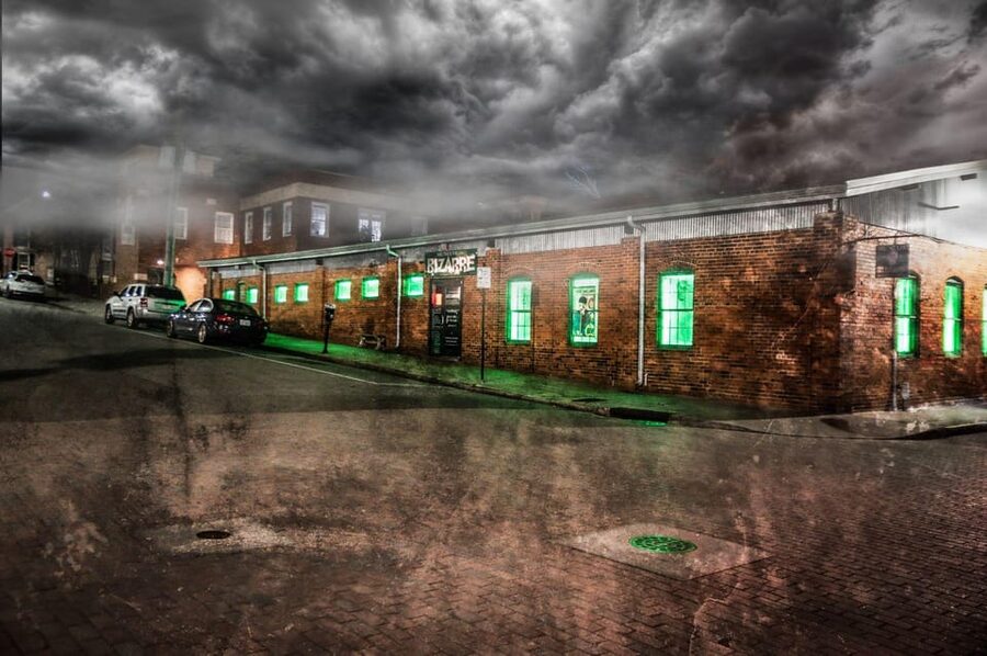 Wraiths & Wicked Whispers: Wilmington Ghost Tour - The Wilmington Riverwalk and Cape Fear River