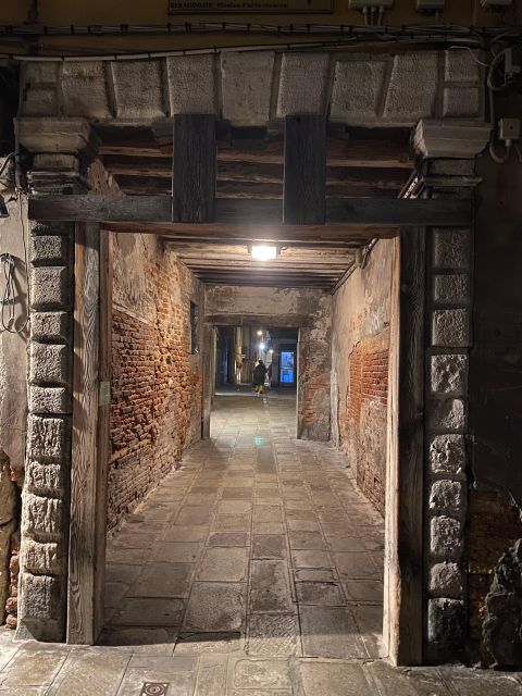 Your evening in Venice - Legends&Ghosts&Aperitif - Price, pace, and who gets the best value